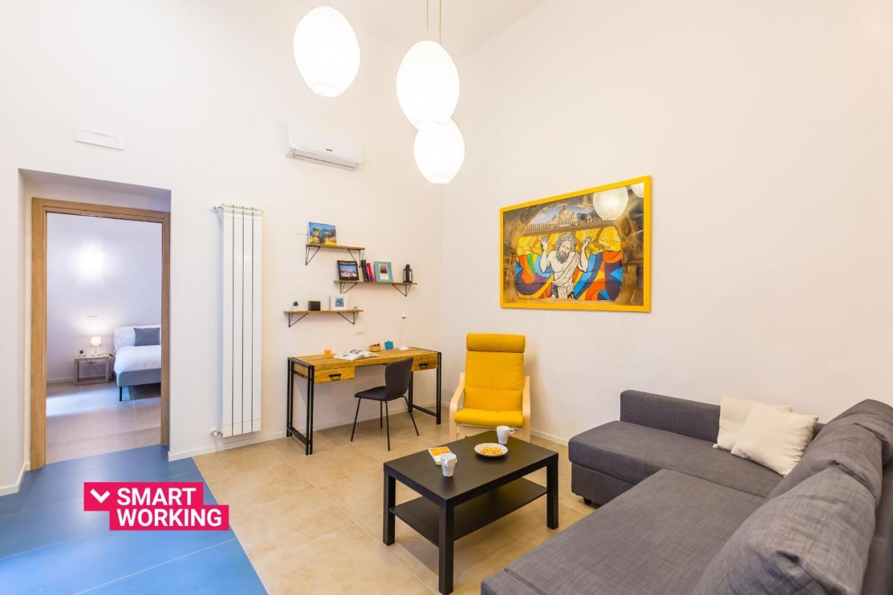 Art Apartment At Sanita By Wonderful Italy Наполи Екстериор снимка