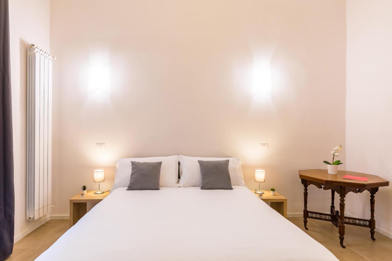 Art Apartment At Sanita By Wonderful Italy Наполи Екстериор снимка