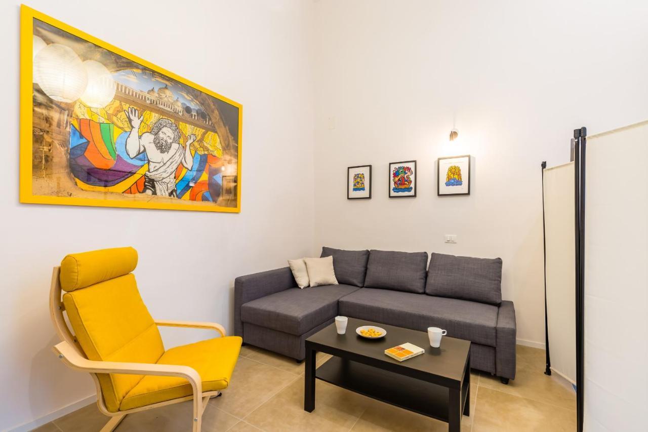 Art Apartment At Sanita By Wonderful Italy Наполи Екстериор снимка